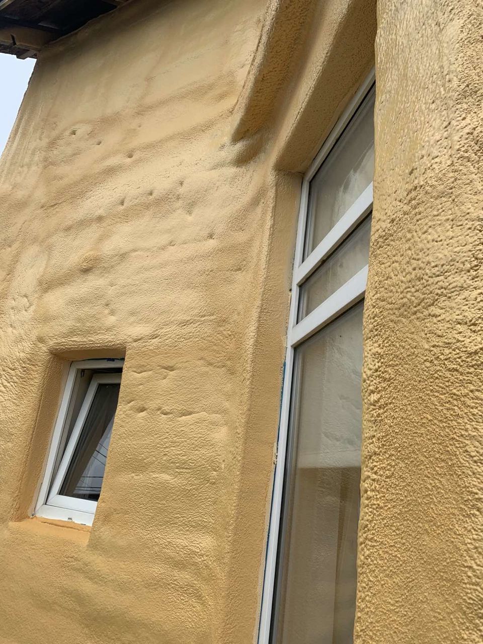 Izolare mansardelor , acoperisurilor, fundatiilor , podelelor cu spuma poliuretanica foto 15