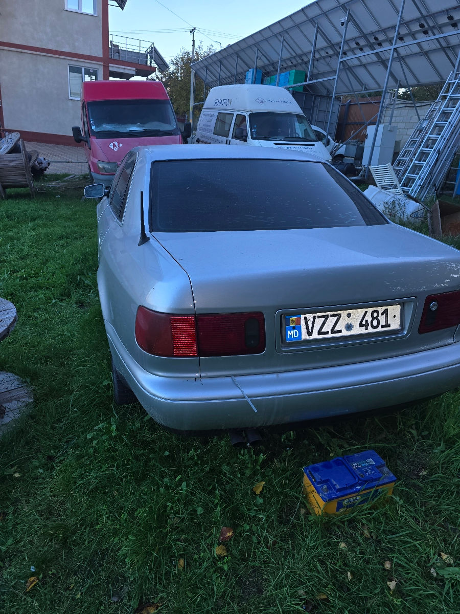 Audi A8 foto 2