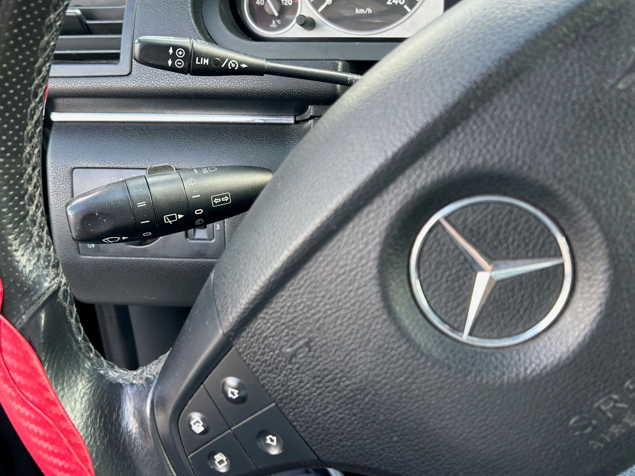 Mercedes B-Class foto 10