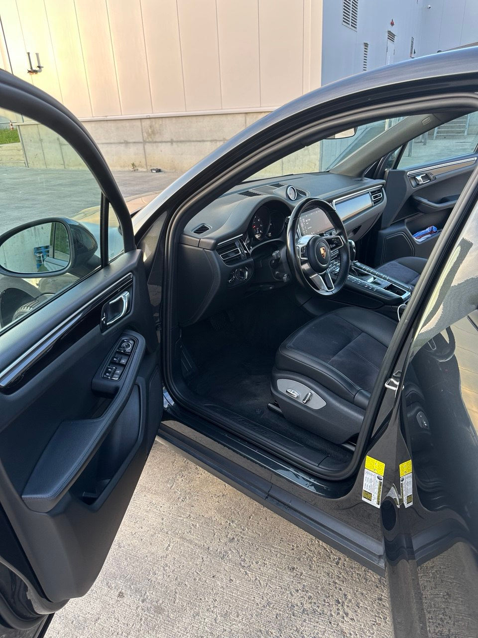 Porsche Macan фото 6