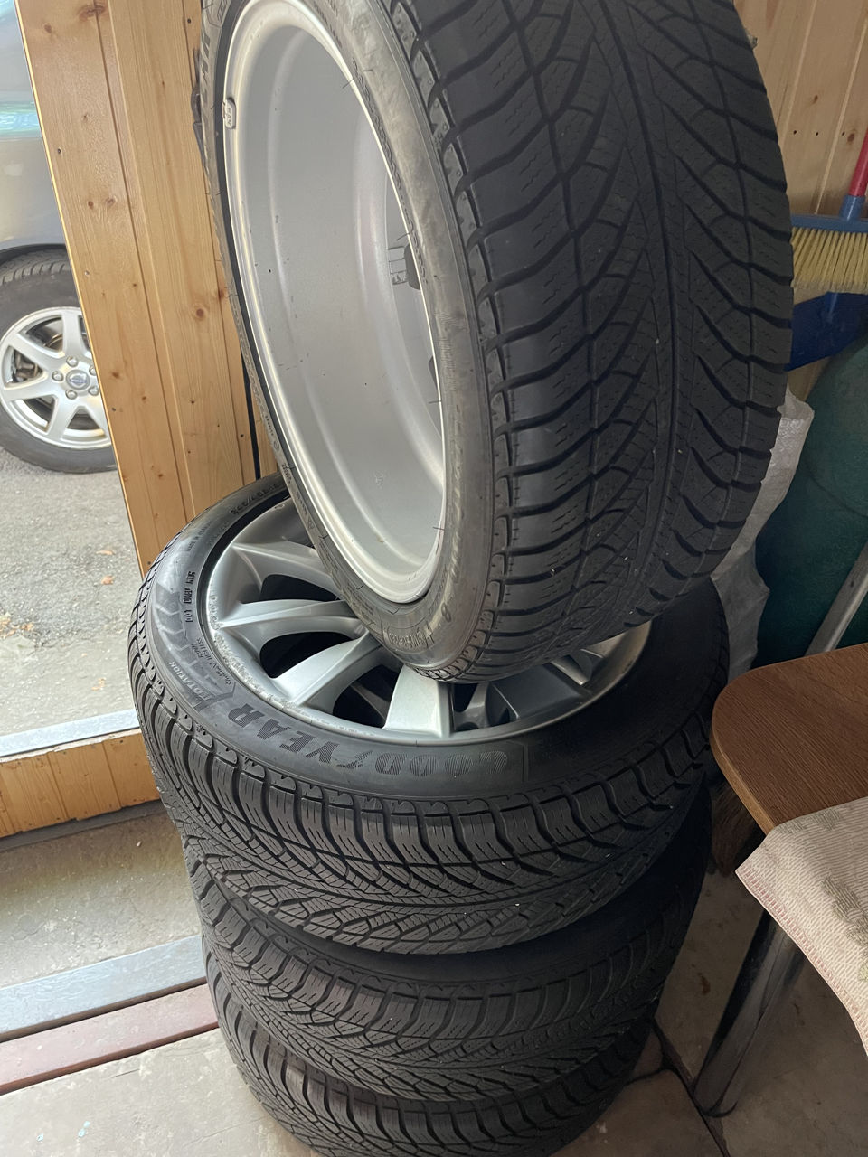Goodyear 245 /45 R18 BMW