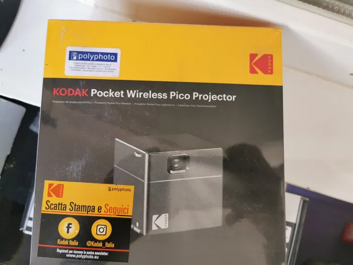 kodak pocket wireless pico projector