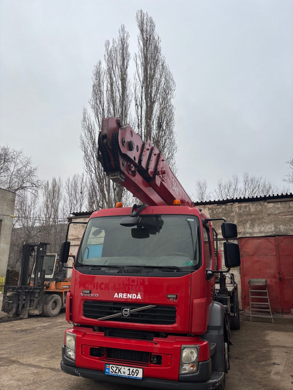 Servicii autoturn 34 m rezina chisinau orhei soldanesti  foto 0