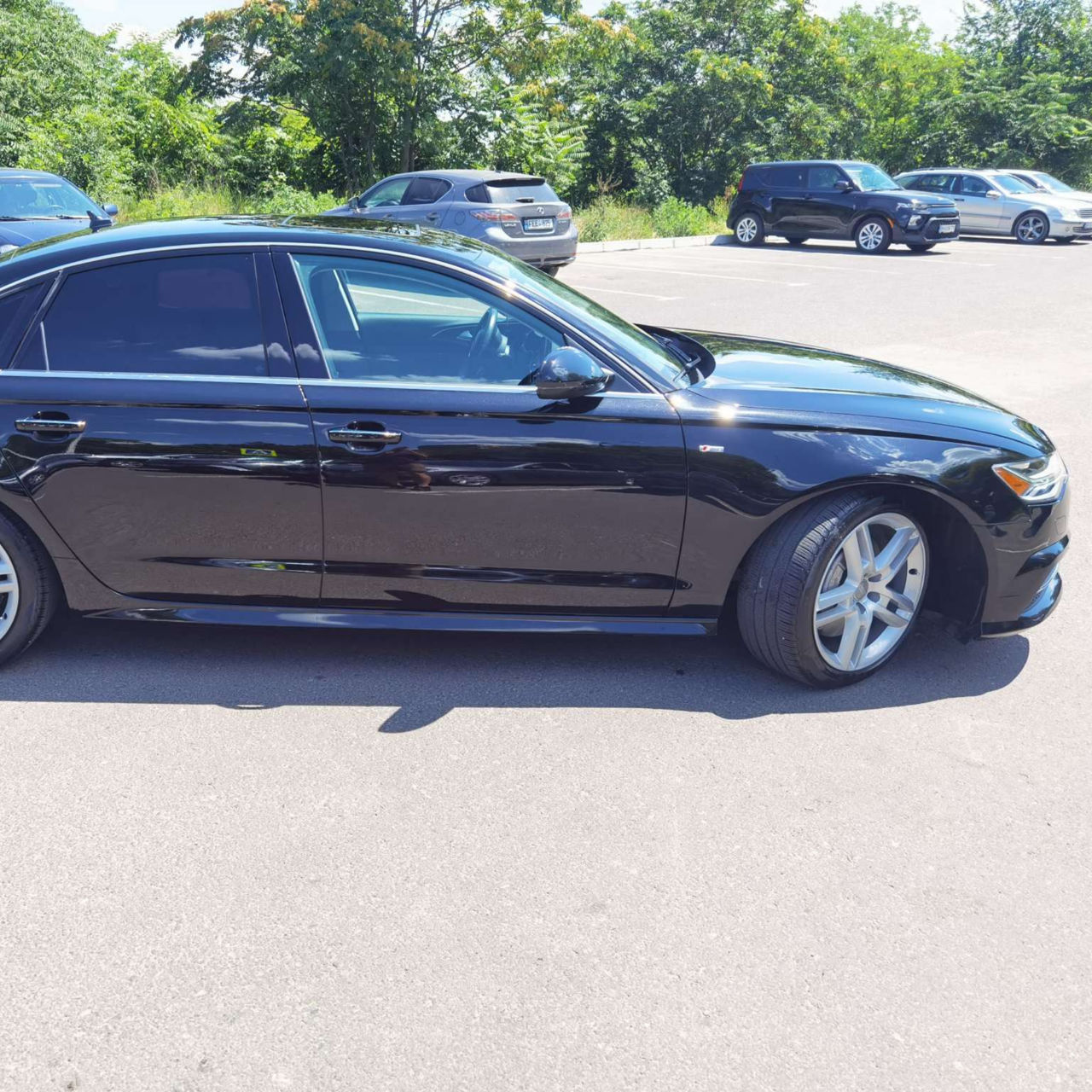 Audi A6 фото 2