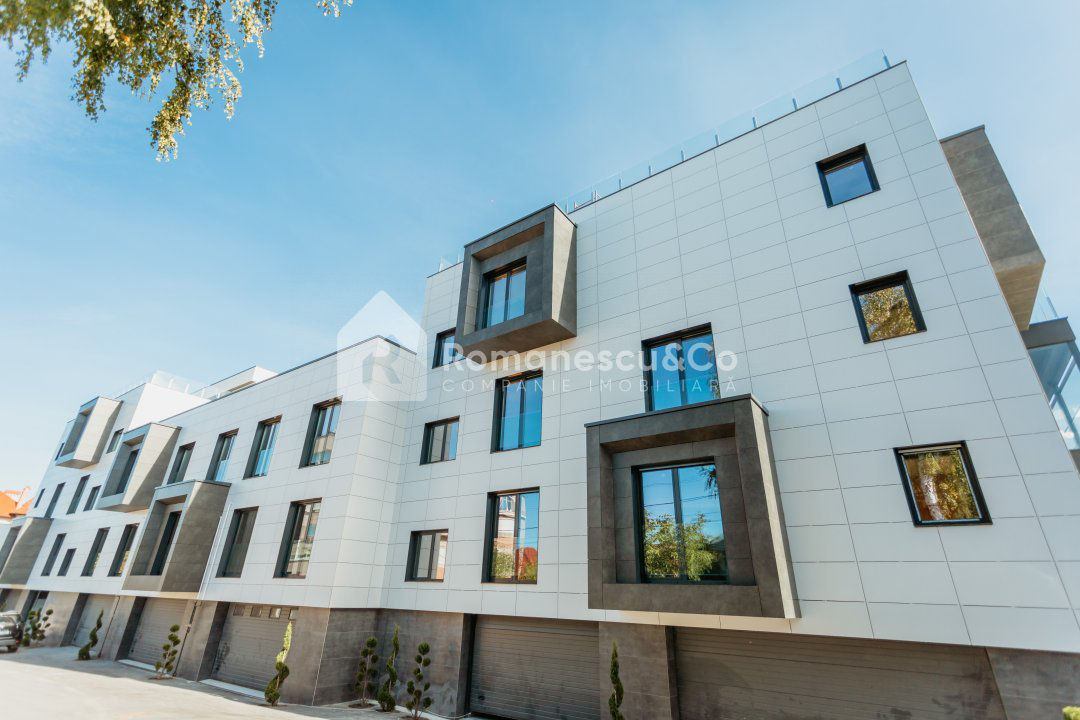 Apartament cu 5 camere sau mai multe, 267 m², Centru, Chișinău foto 1