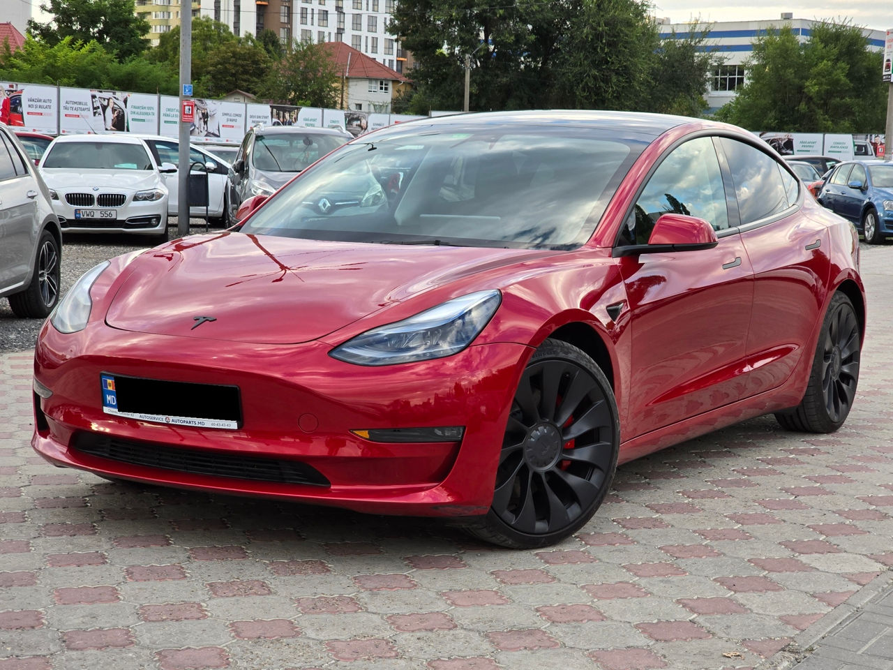 Tesla Model 3 foto 0