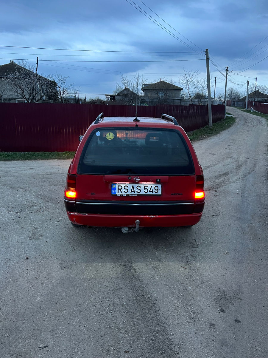 Opel Astra foto 4