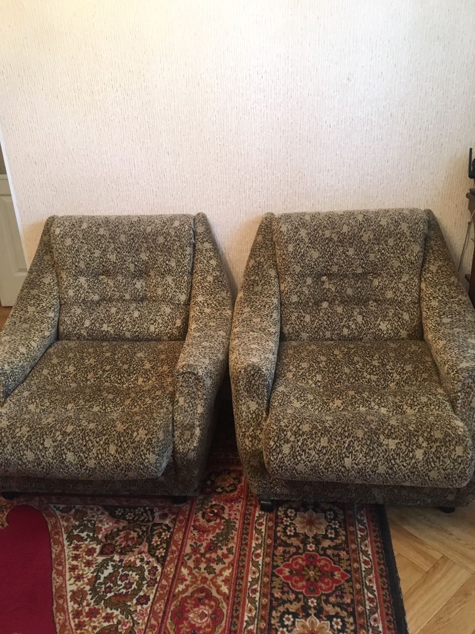 Диван + 2 кресла
