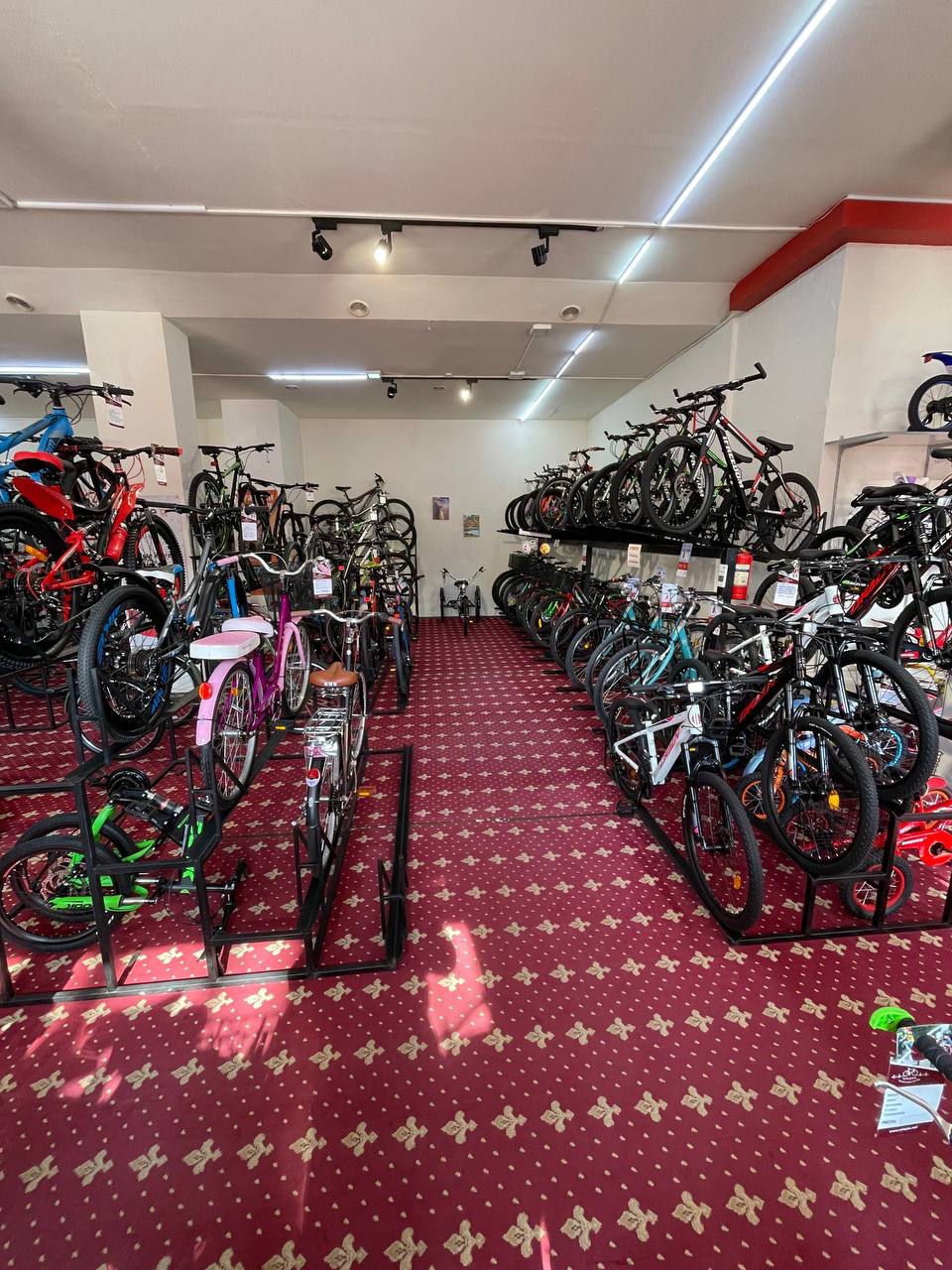 Cel mai mare magazin de biciclete din Moldova foto 2