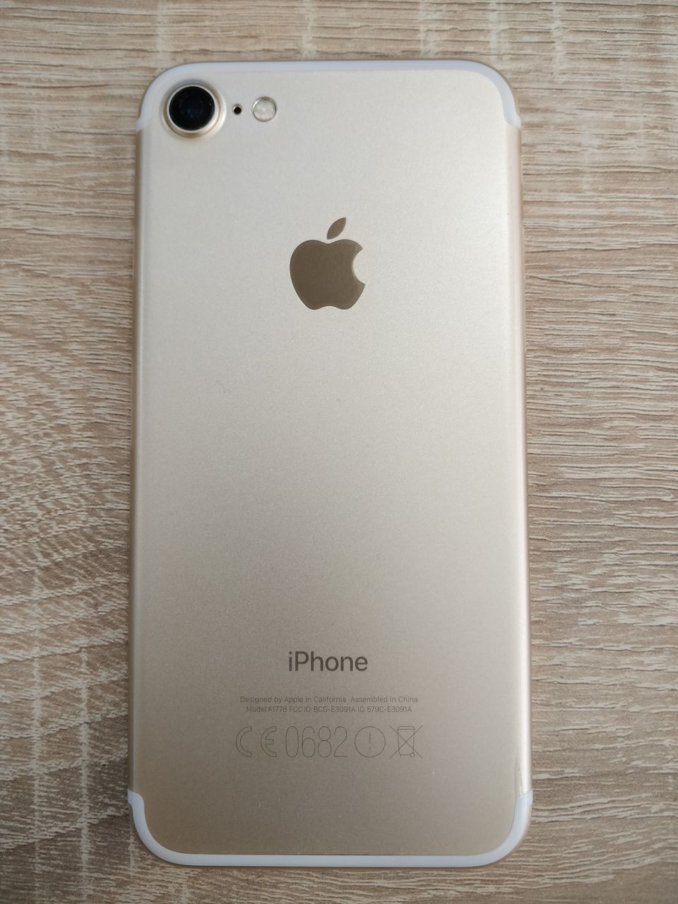 Iphone 7 Gold 32 GB foto 2