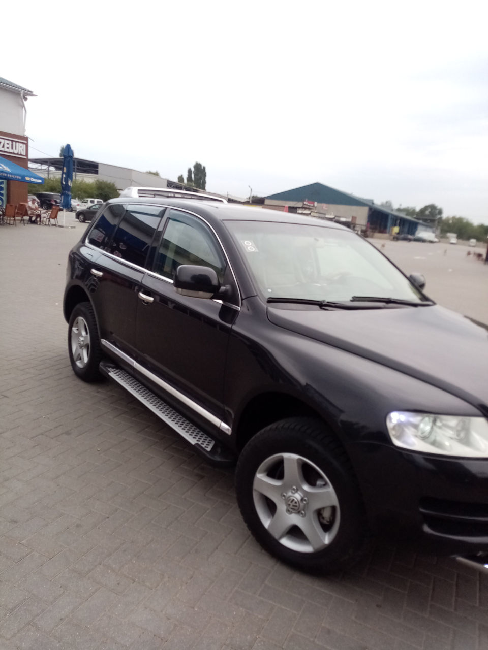 Volkswagen Touareg фото 0