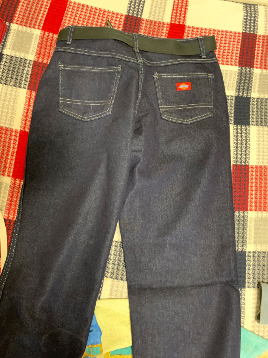 Продам штаны Dickies в идеальном состоянии торг уместен