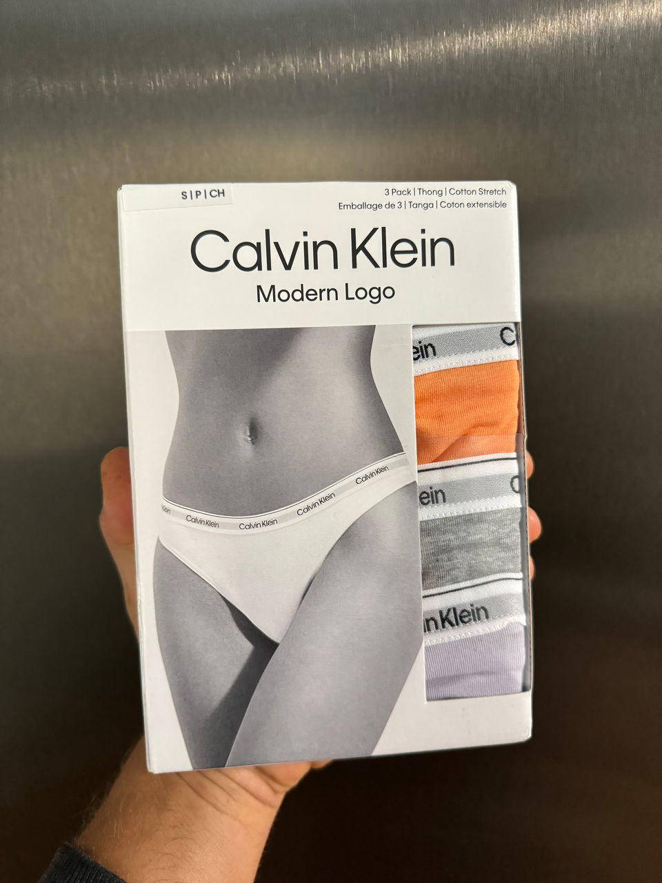 Calvin Klein  foto 0