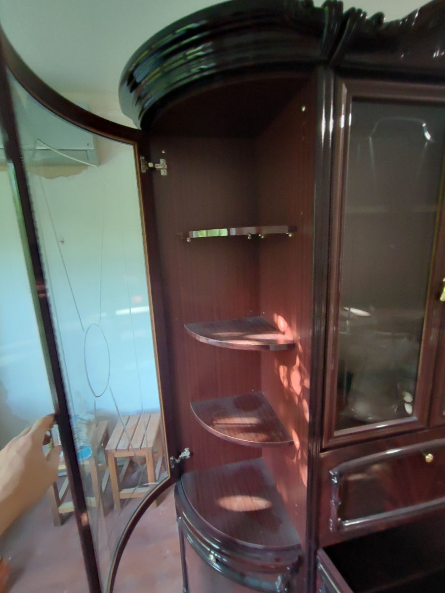 Vind mobilier Italian cu elemente din lemn stare ideala фото 9