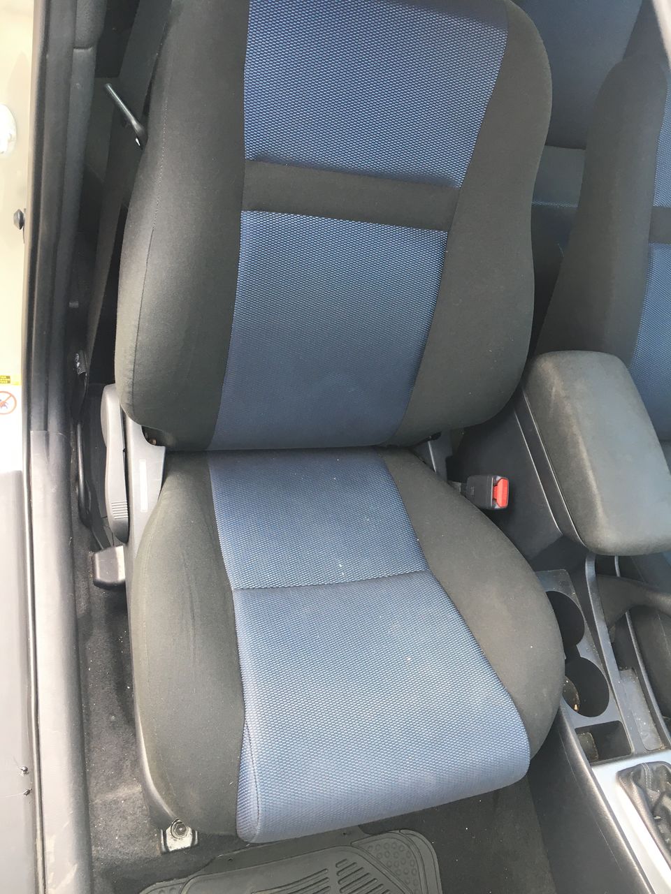 Dezmebrez Toyota Corolla 2003-2007 hatchback 1.4 фото 2