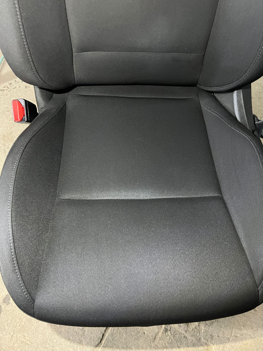 Детейлинг-химчистка,увлажнение кожи от TAV Detailing MD foto 9