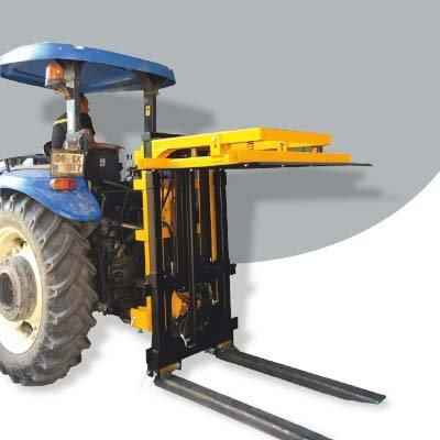 Stivuitor atasat la tractor. Погрузчик к трактору foto 2