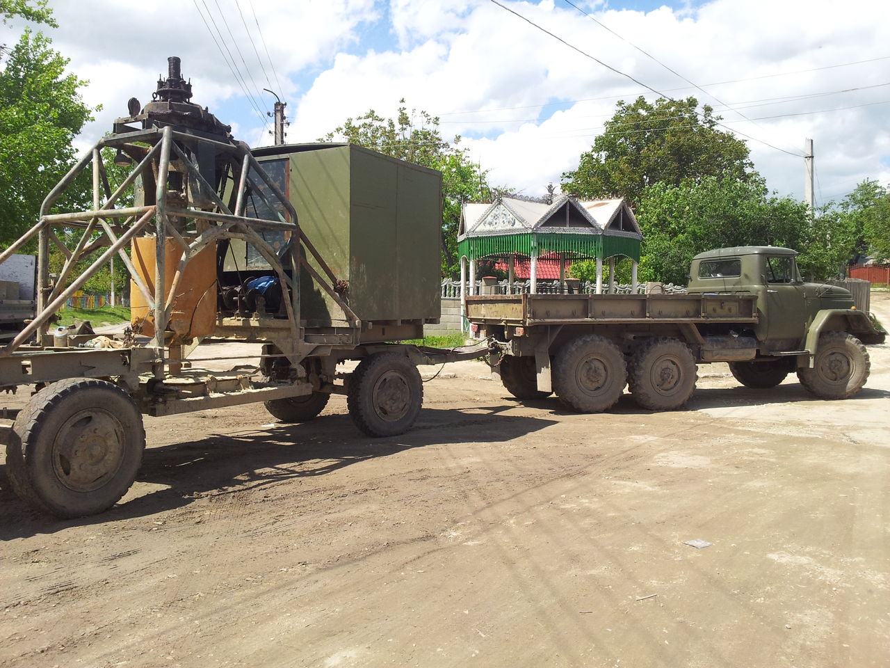 Săpăm  Fîntîni, curatim Fîntîni, săpăm canalizari , rapid si calitativ. foto 0