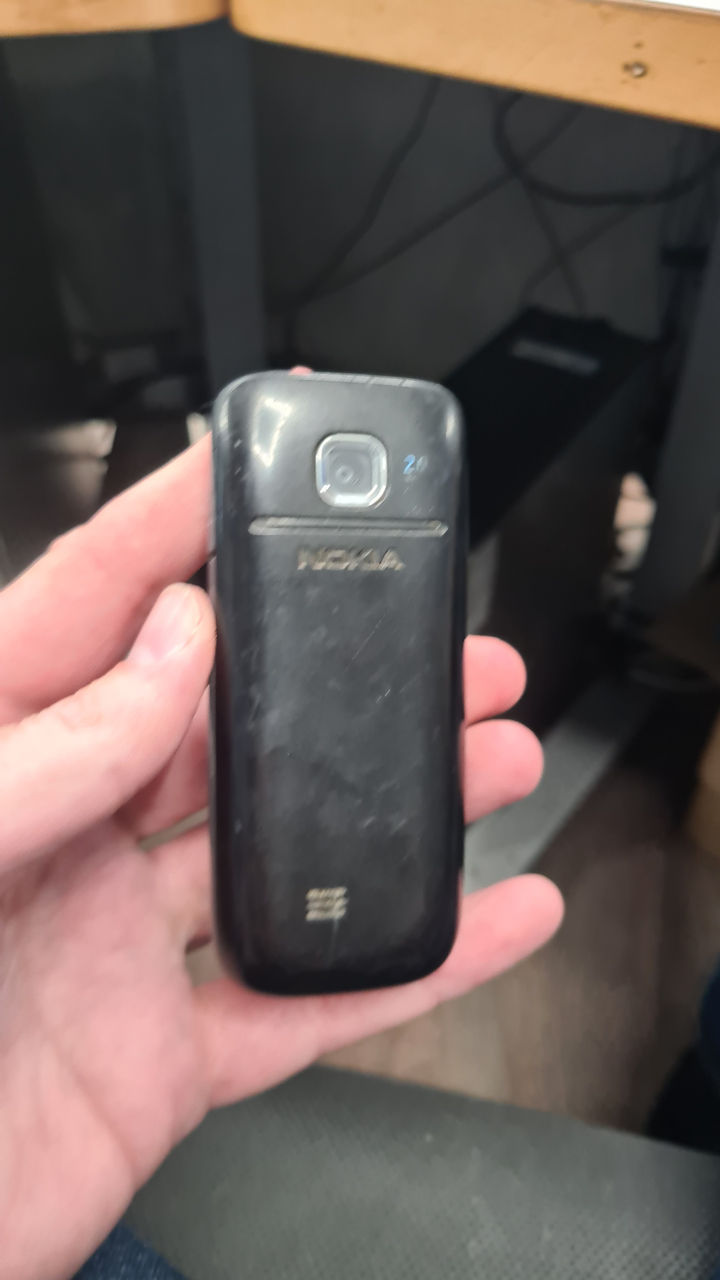 Nokia 2730c. Blocat. 100 lei foto 1