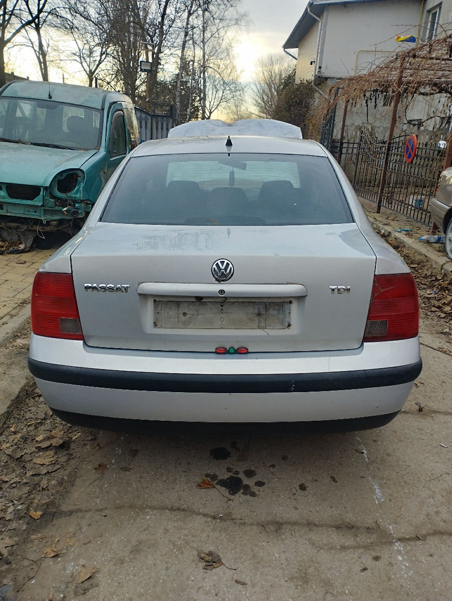 Vw passat B B5 1.9 dizel nasos forsunca pentru piese auto foto 0