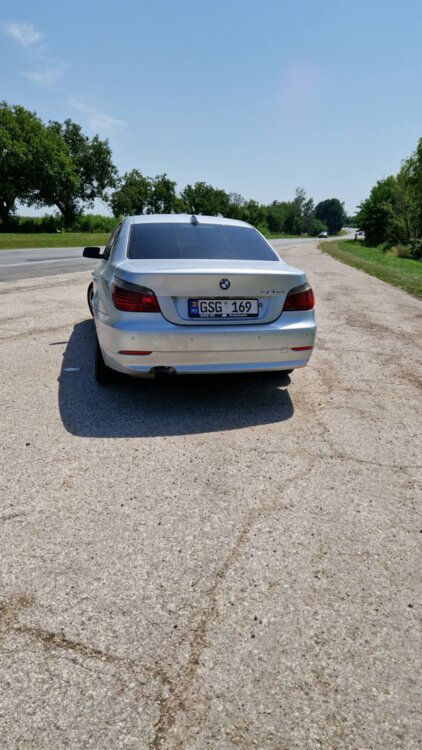 BMW 5 Series фото 2