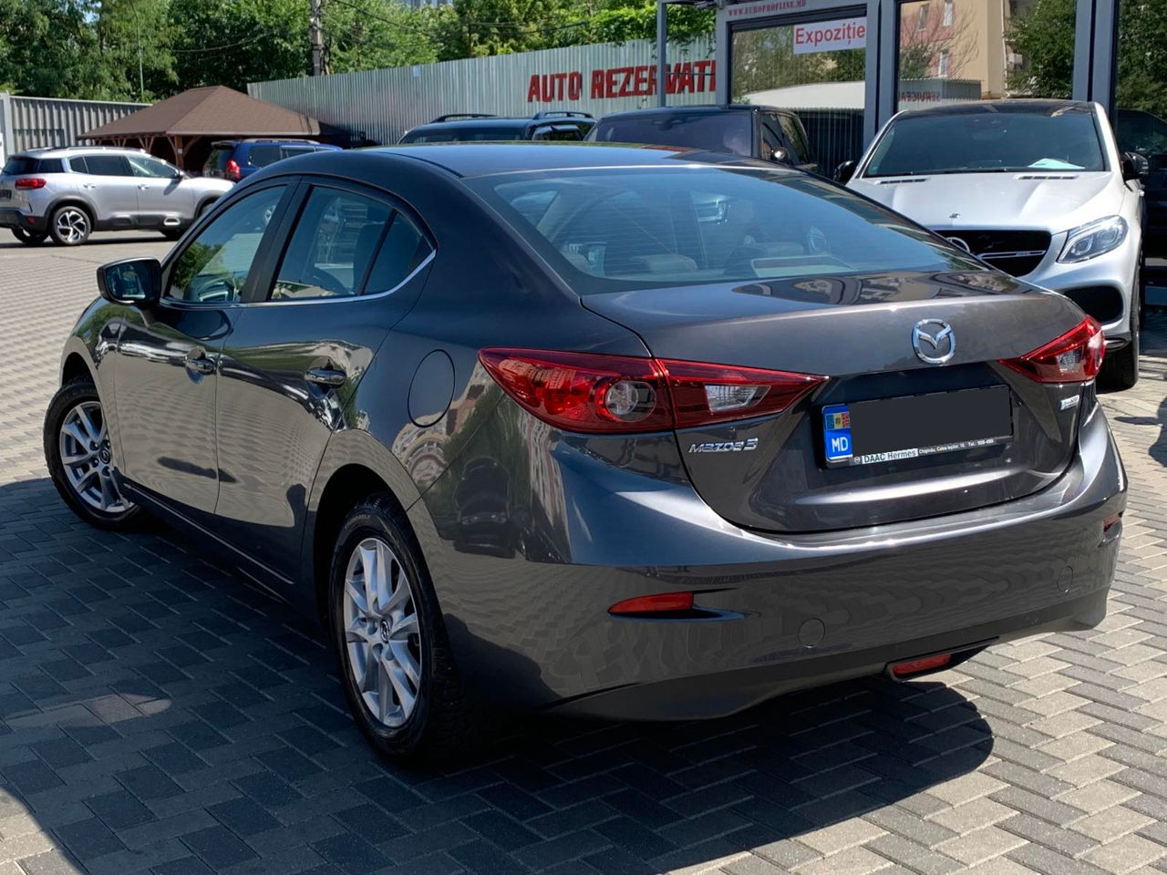 Mazda 3 foto 2