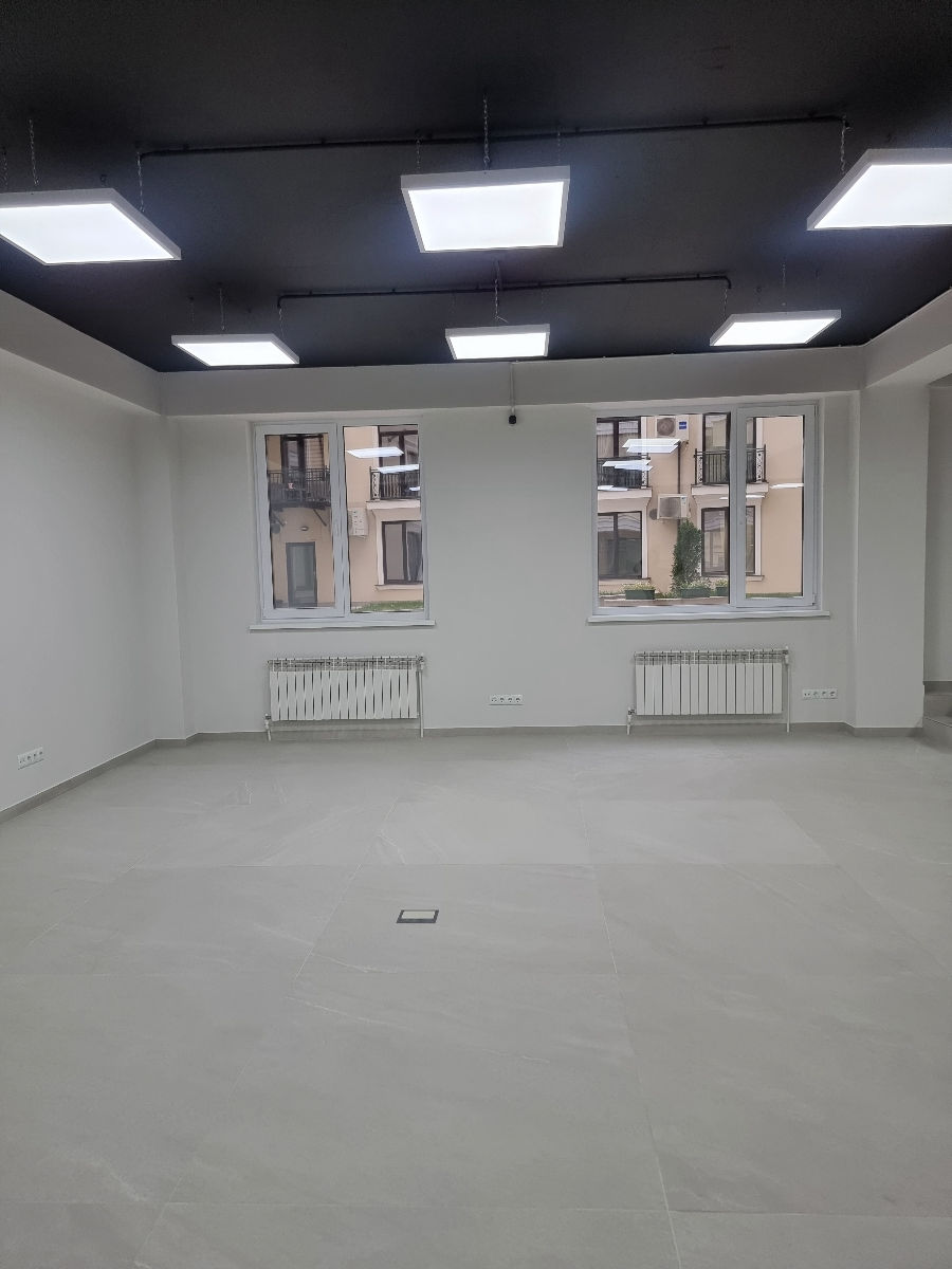 Spațiu comercial pentru chirie, 130 m2, Old Town Residence foto 1