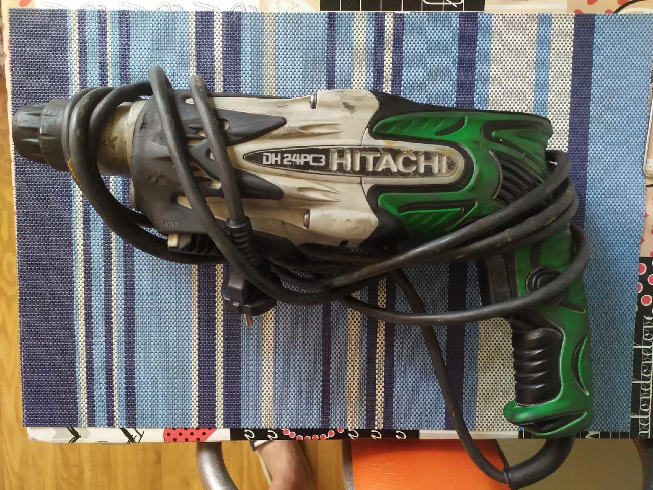 Перфоратор Hitachi Dh24pc3.
