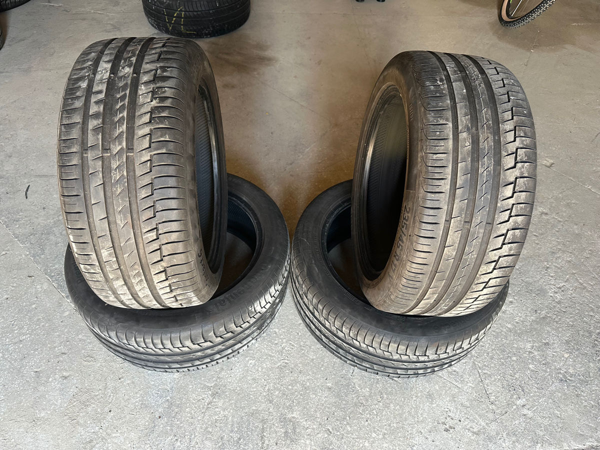 4X 235 / 45 R17 Vara foto 0