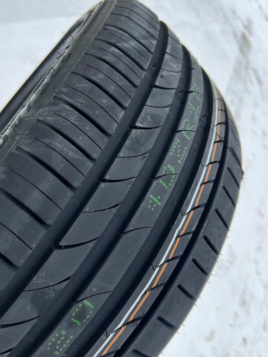 225/40 R18 Tracmax Xprivilo TX3/ Доставка, livrare toata Moldova foto 4