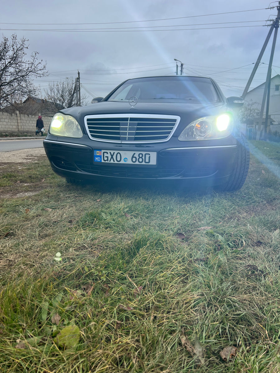 Mercedes S-Class foto 2