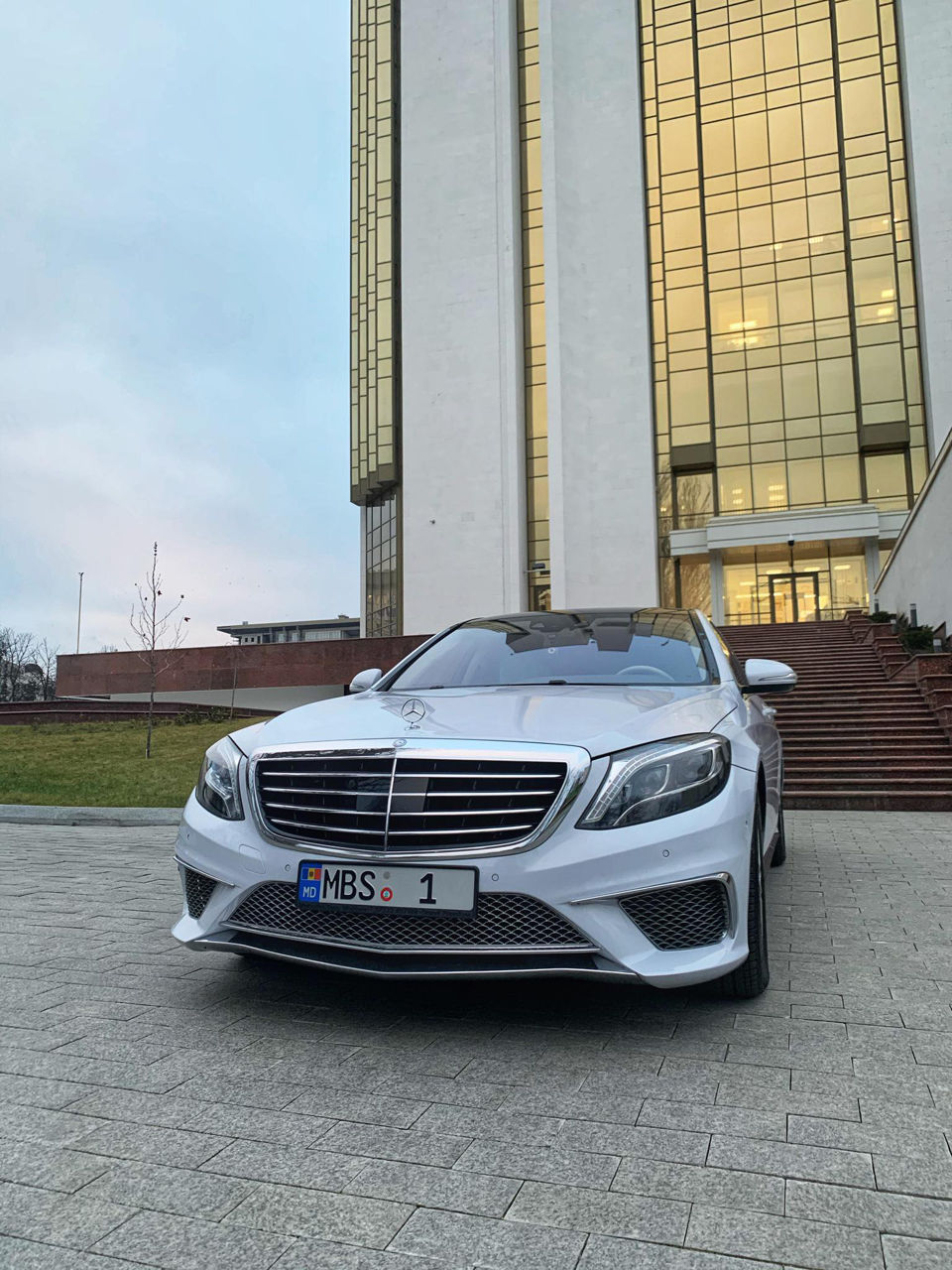 Transfer aeroport, 24/24 VIP Taxi - Mercedes S Class W222 AMG S65 Long (7) фото 19