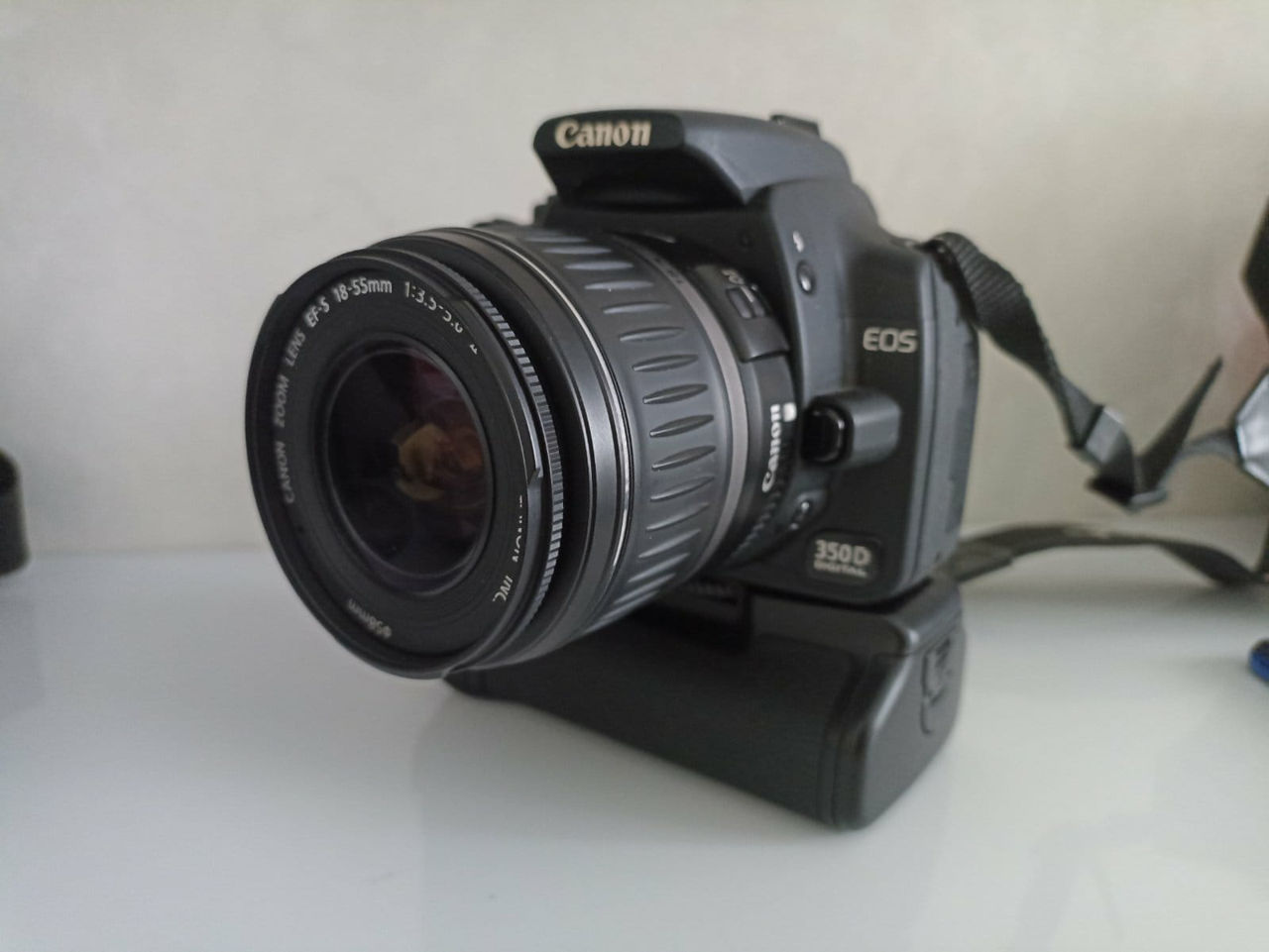 Фотоаппарат Canon EOS 350D