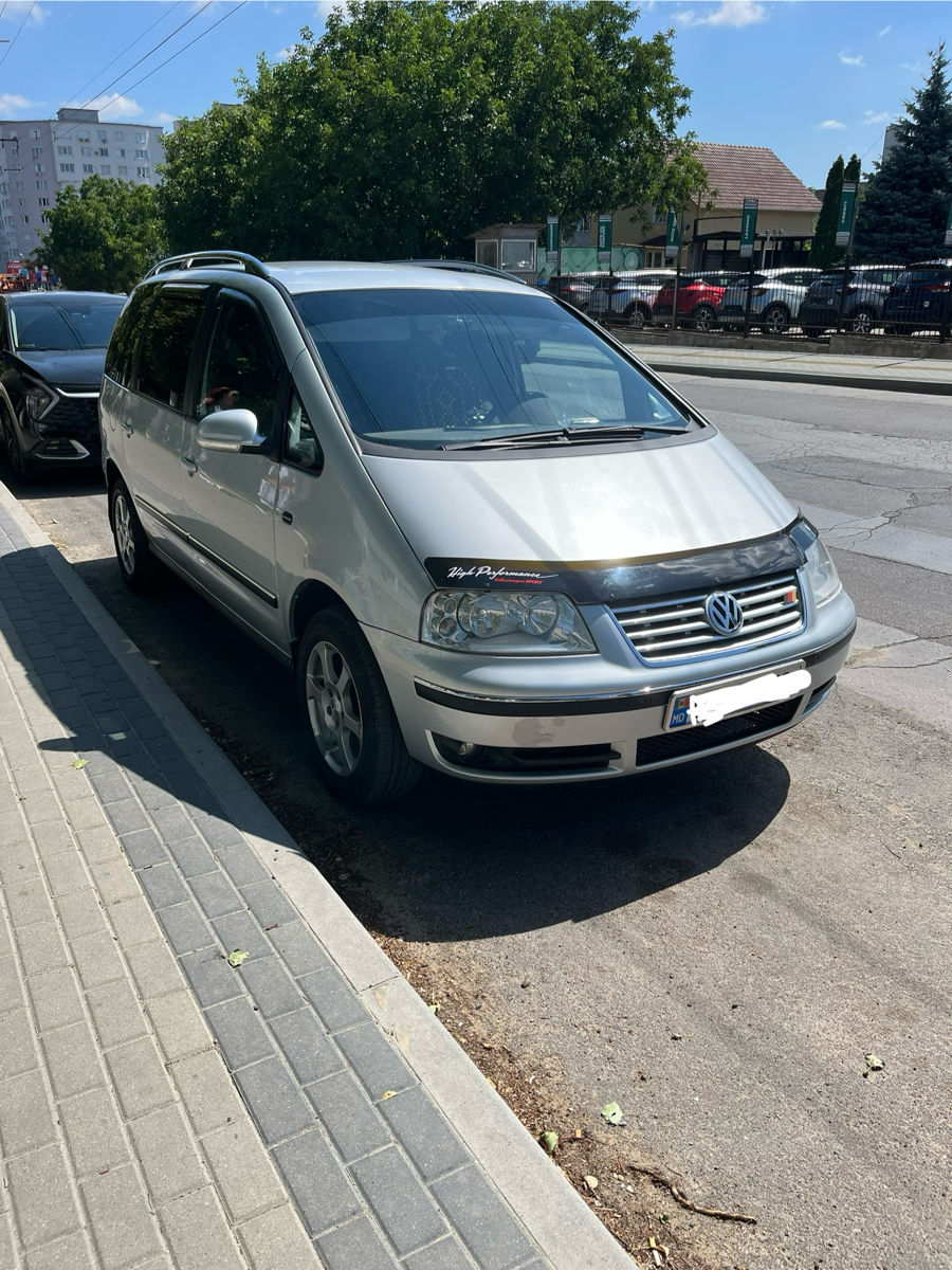 Volkswagen Sharan фото 1