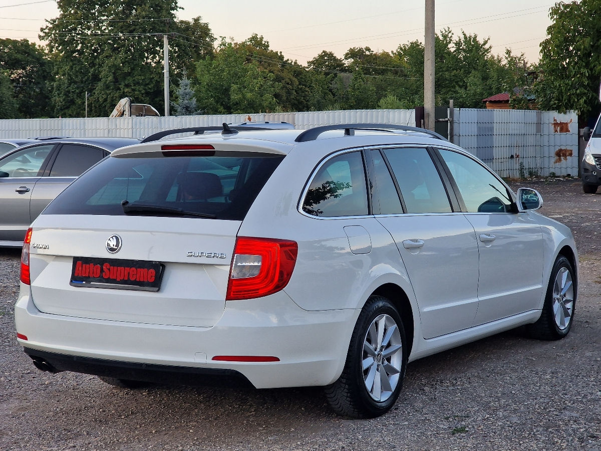 Skoda Superb foto 5