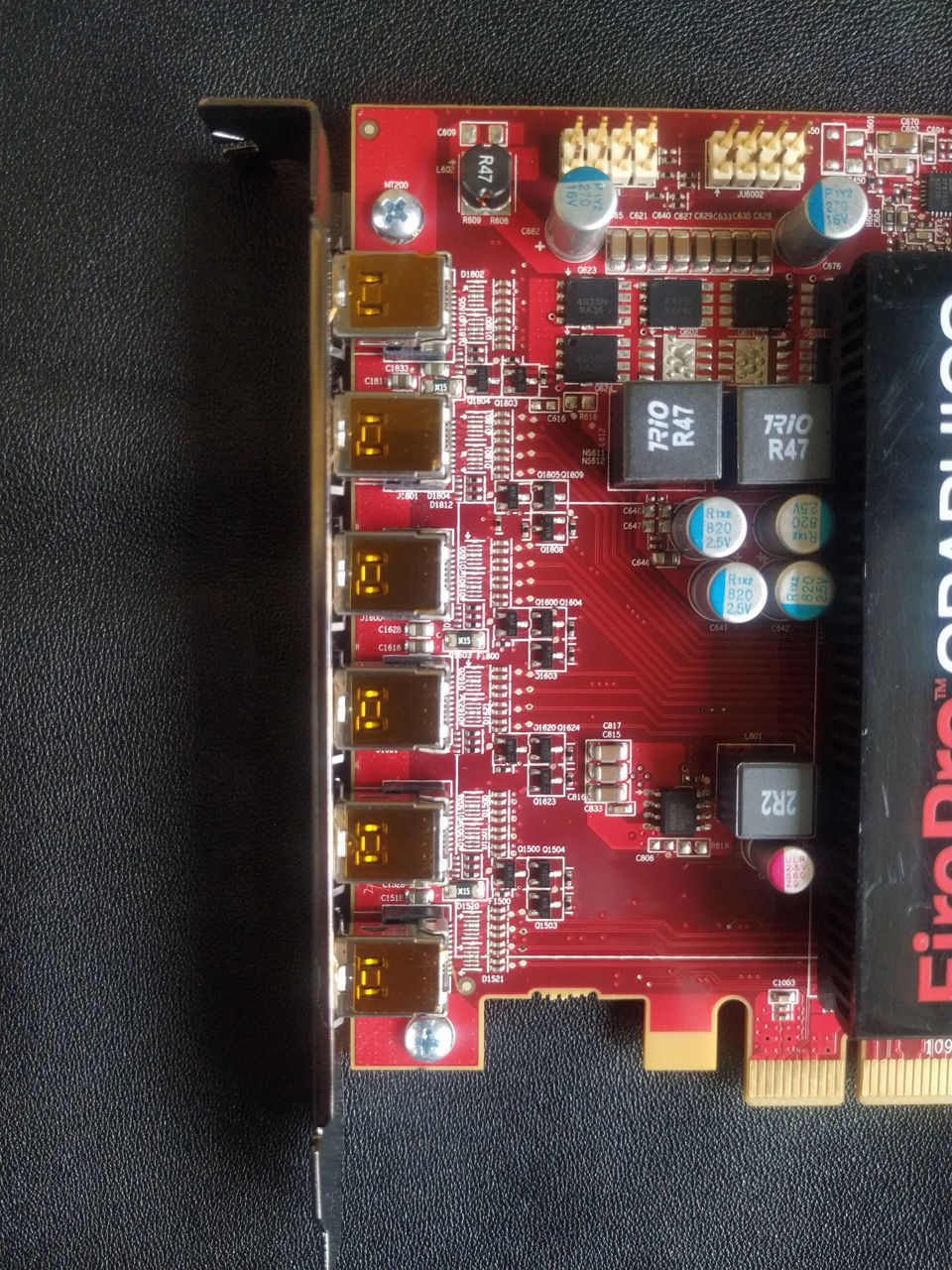AMD FirePro W600 (6x mini-DisplayPort, EyeFinity) foto 2