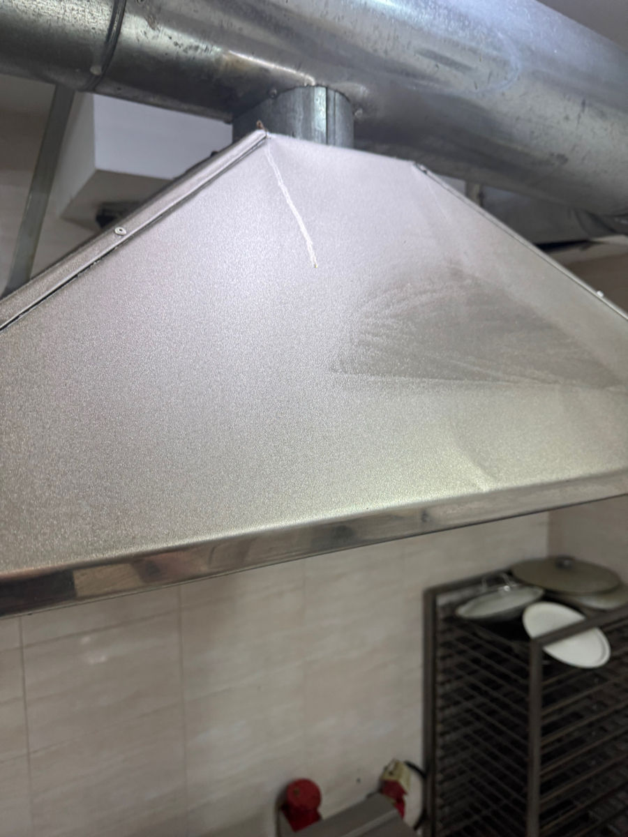 Curățenie profesională la domiciliu și după reparație - BrutalCleaning.md foto 4