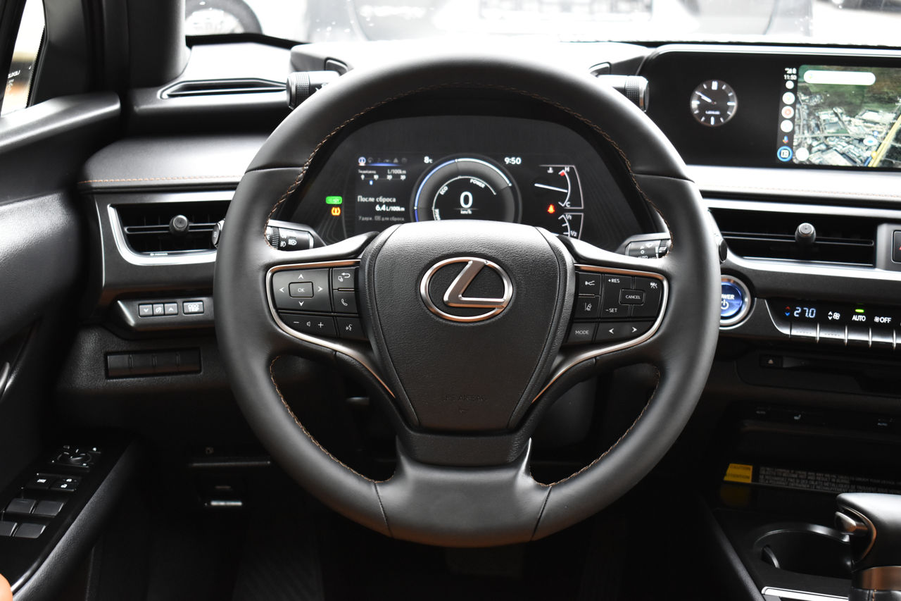 Lexus UX foto 12