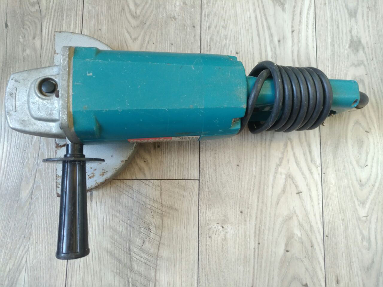 УШМ (болгарка) большая, Makita 230