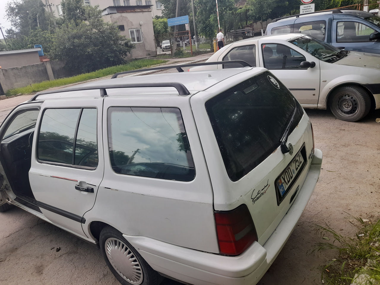 Volkswagen Cumpar foto 2