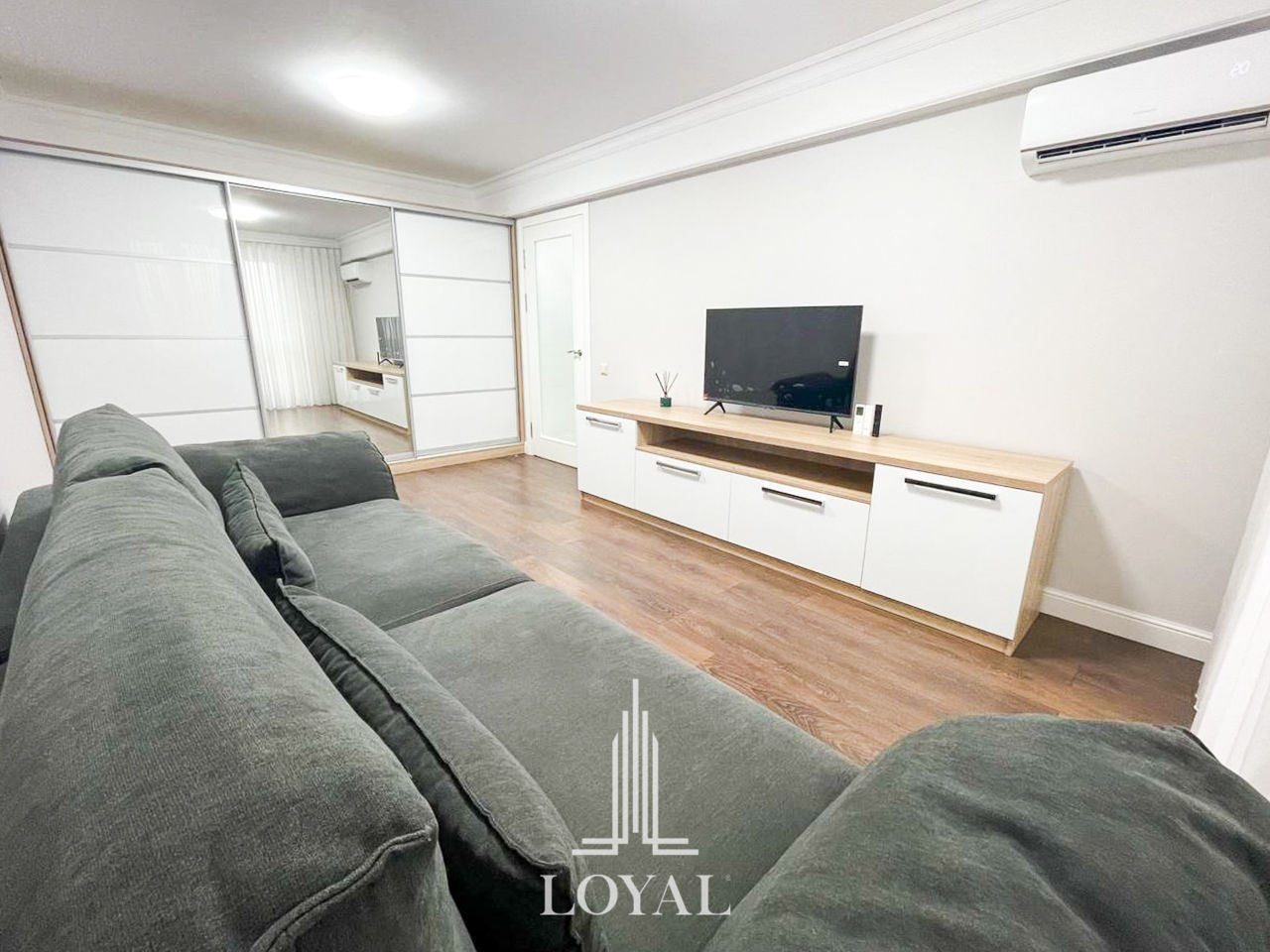 Apartament cu 2 camere, 60 m², Centru, Chișinău foto 9