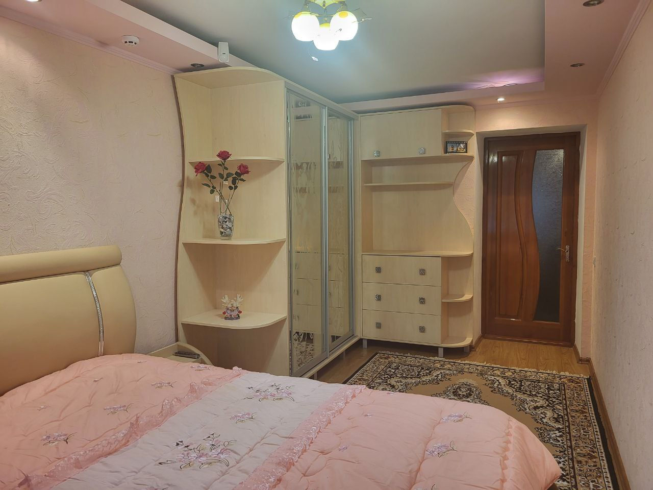 Apartament cu 4 camere,  Centru,  Rezina,  Rezina foto 8
