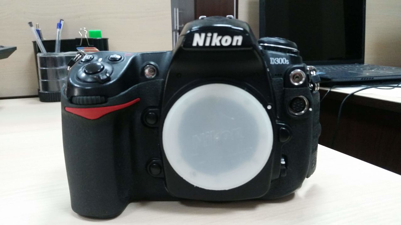 Nikon D300s