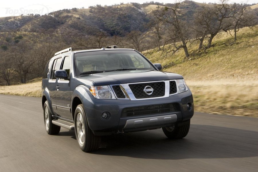 Nissan Pathfinder - Navara Запчасти foto 1