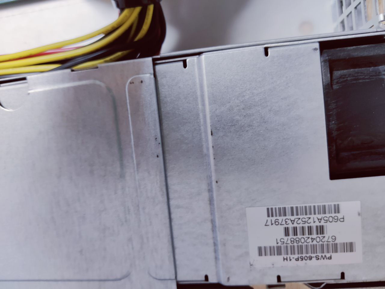 Продам сервер Intel Xeon E3 1280v2 - 32 GB RAM - 4 BAY 3.5 фото 1