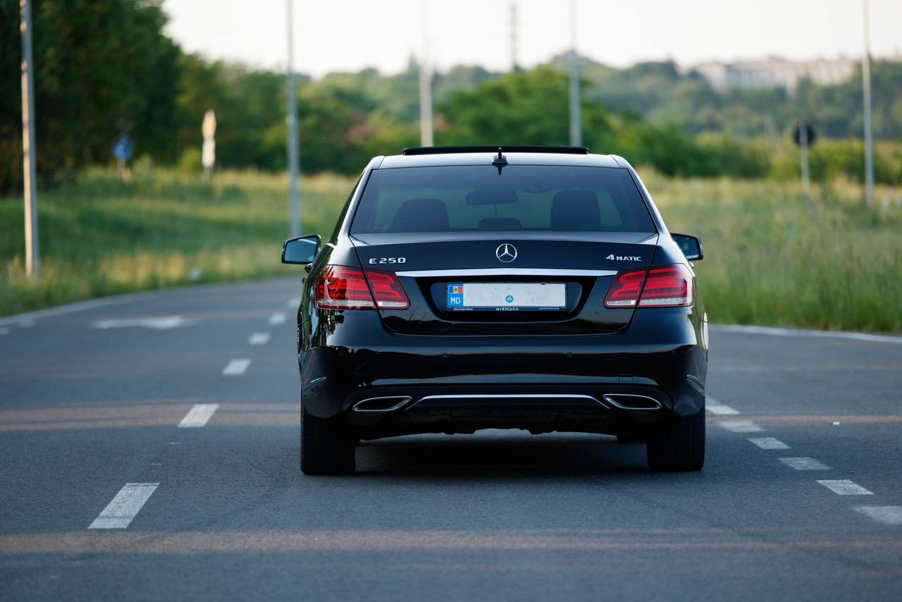 Mercedes E-Class foto 4
