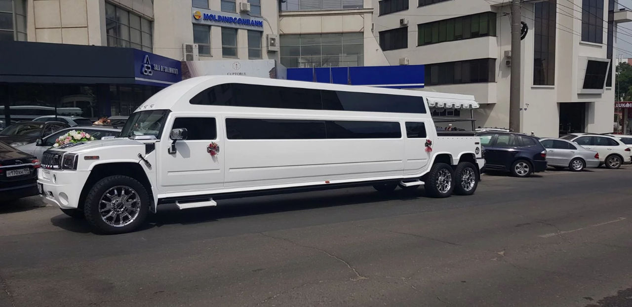 Mega hummer foto 0