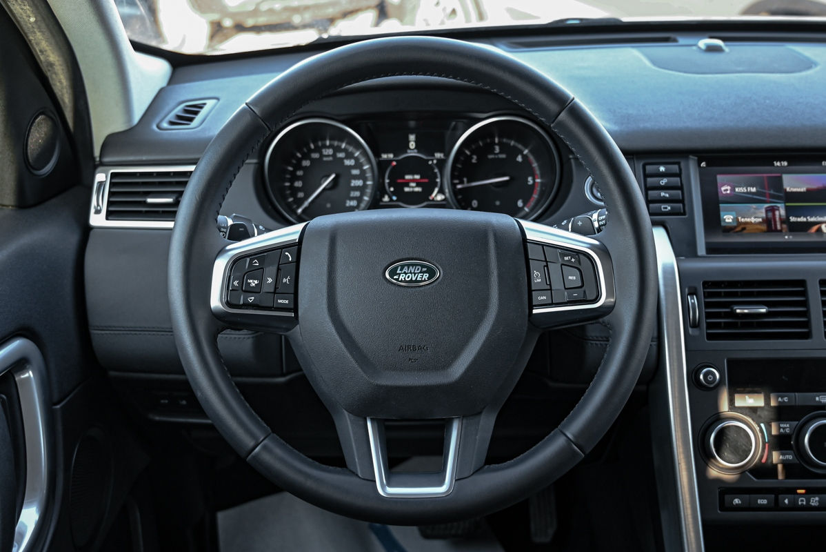 Land Rover Discovery Sport фото 11