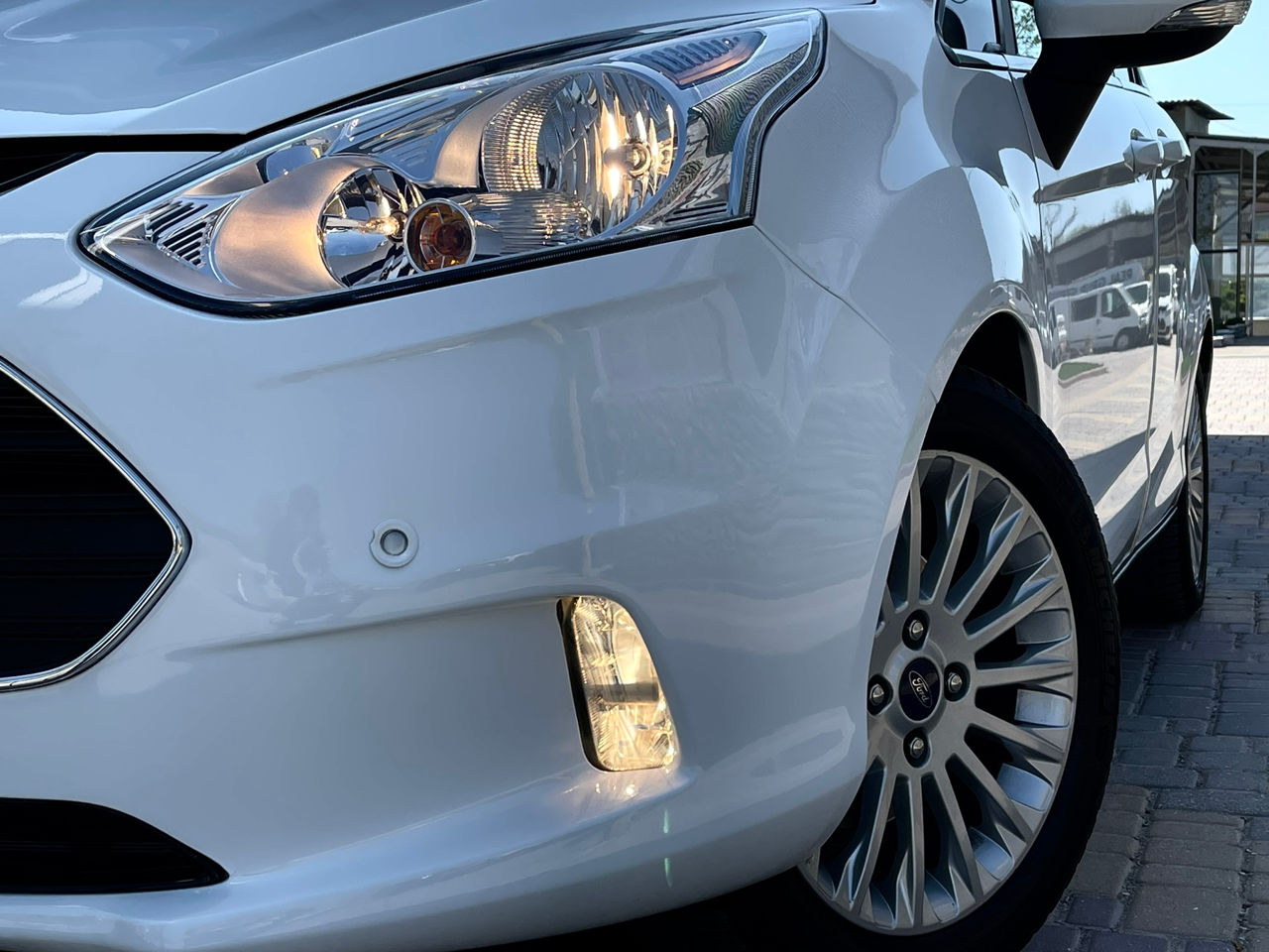 Ford B-Max foto 15