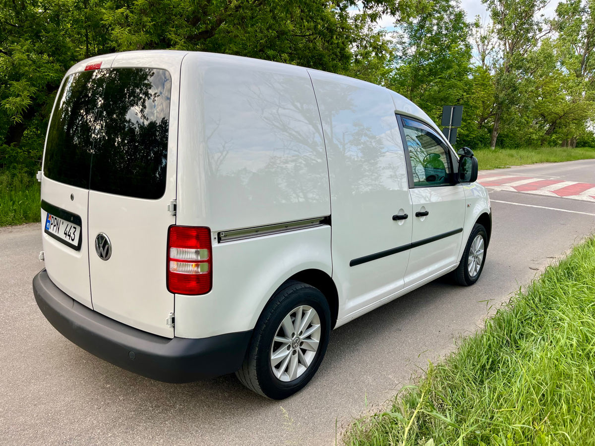 Volkswagen Caddy фото 3